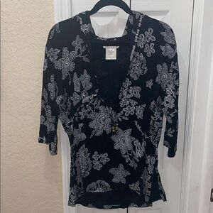 Black and White Floral Women's Top with Hoodie
